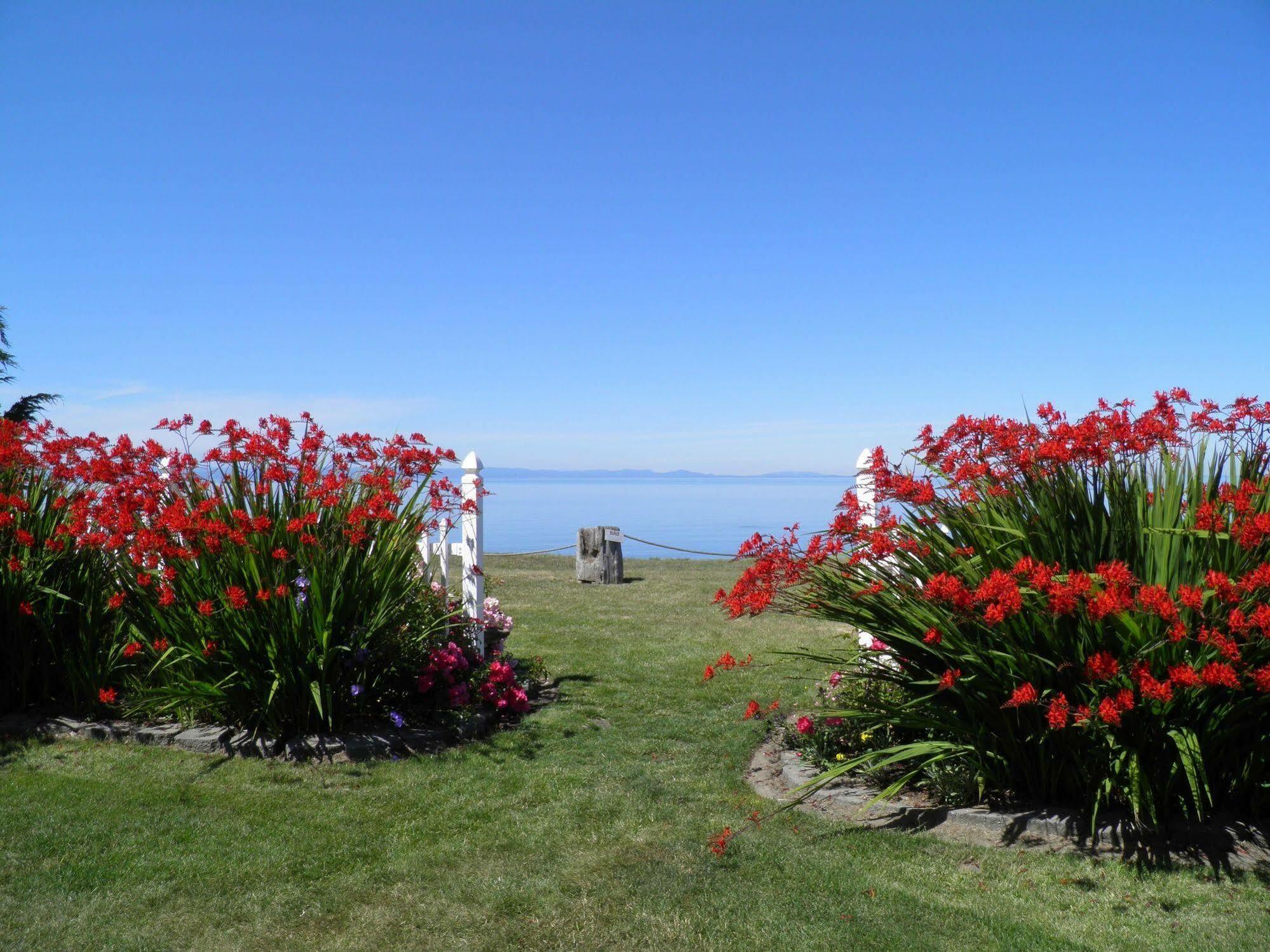 ポート・エンジェルス Sea Cliff Gardens Bed & Breakfast エクステリア 写真